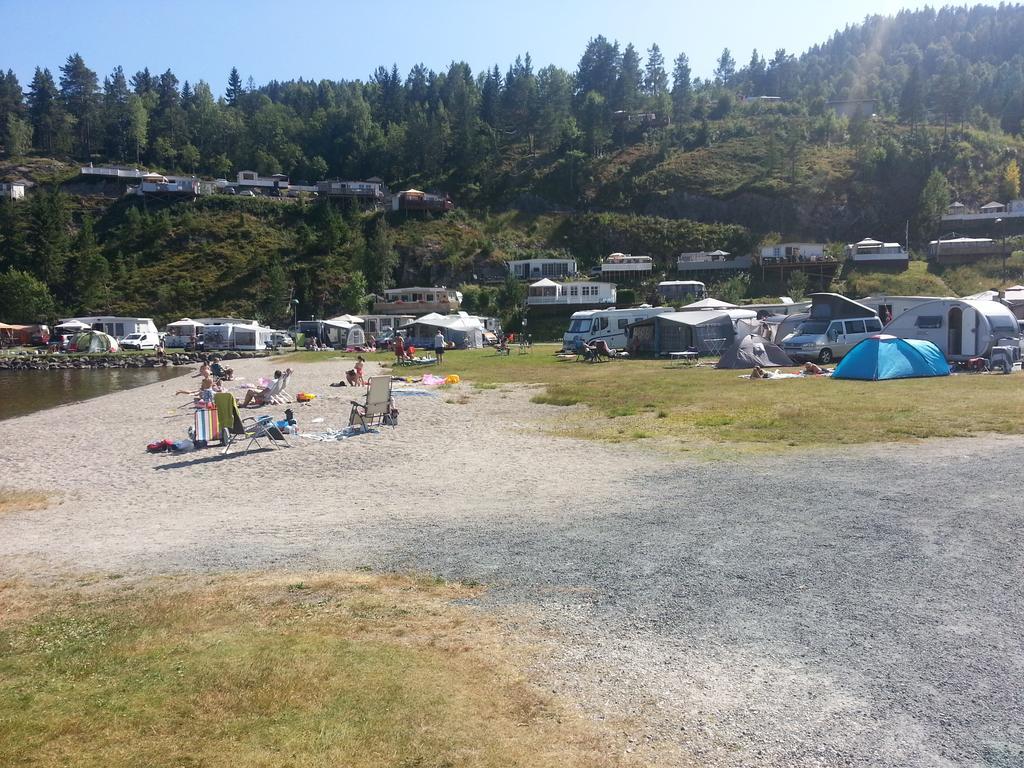 סליורד Garvikstrondi Camping מראה חיצוני תמונה